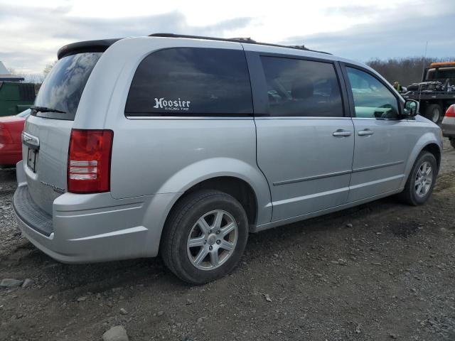 Photo 3 from auction – 2010 CHRYSLER TOWN & COU with VIN 2A4RR5D19AR463401