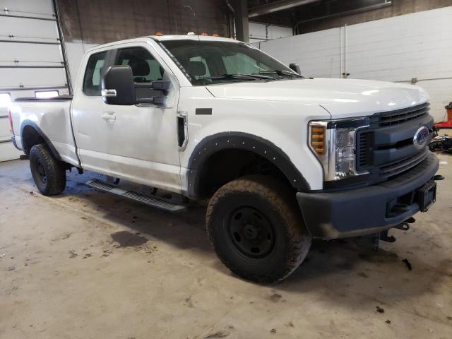 Photo 4 from auction – 2019 FORD F250 SUPER with VIN 1FT7X2B60KEE04350