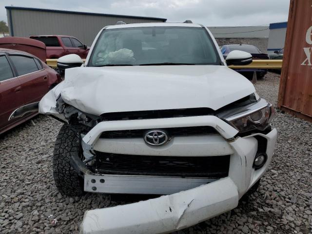 Photo 5 from auction – 2019 TOYOTA 4RUNNER SR with VIN JTEZU5JR0K5212792