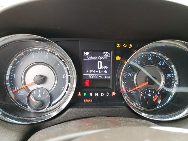 Photo 9 from auction – 2014 CHRYSLER TOWN & COU with VIN 2C4RC1BG9ER144092