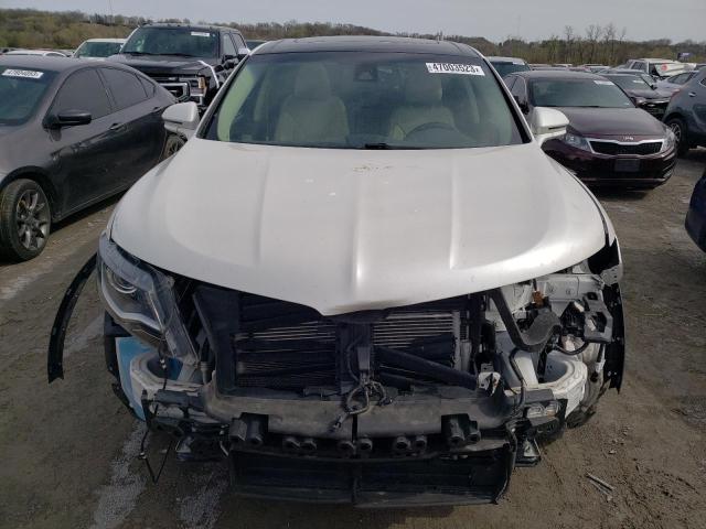 Photo 5 from auction – 2016 LINCOLN MKX RESERV with VIN 2LMTJ8LR5GBL60585