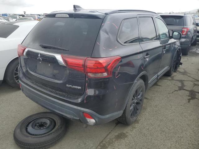 Photo 3 from auction – 2018 MITSUBISHI OUTLANDER with VIN JA4AD3A34JZ021797