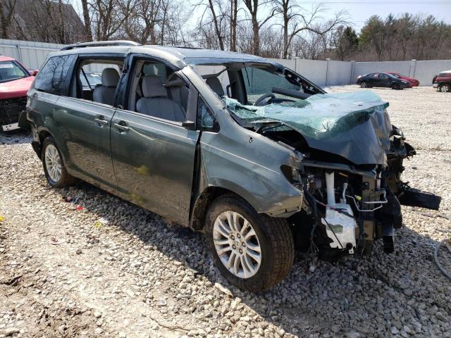 Photo 4 from auction – 2011 TOYOTA SIENNA XLE with VIN 5TDYK3DC4BS013384
