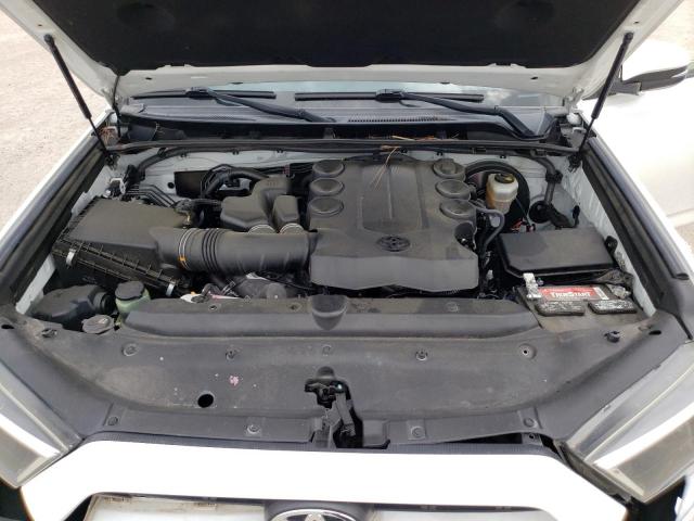 Photo 12 from auction – 2018 TOYOTA 4RUNNER SR with VIN JTEZU5JR0J5170512