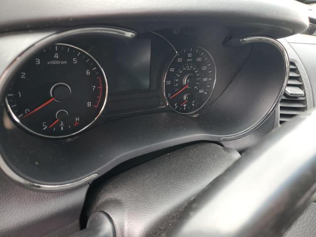 Photo 9 from auction – 2018 KIA FORTE LX with VIN 3KPFL4A78JE200444