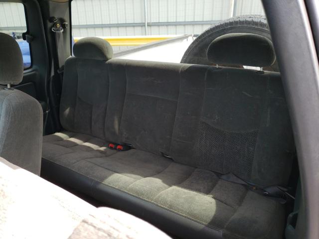 Photo 10 from auction – 2000 CHEVROLET SILVERADO with VIN 1GCEK19T2YE252303