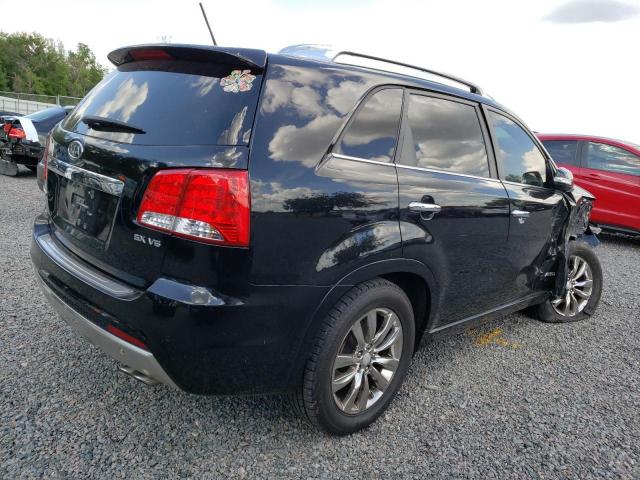 Photo 3 from auction – 2013 KIA SORENTO SX with VIN 5XYKWDA22DG401189