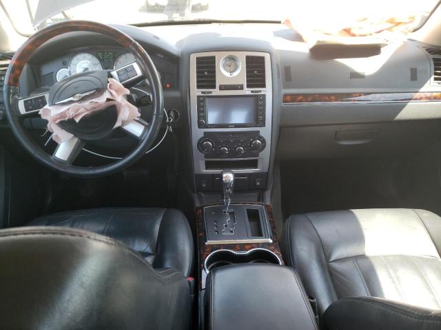 Photo 8 from auction – 2008 CHRYSLER 300C with VIN 2C3KA63HX8H119910