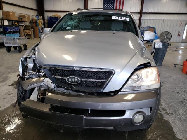 Photo 5 from auction – 2004 KIA SORENTO EX with VIN KNDJC733545300474