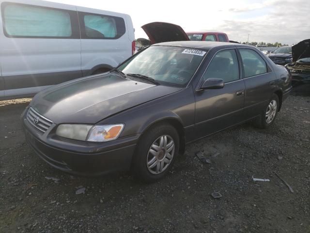 Photo 1 from auction – 2000 TOYOTA CAMRY CE with VIN JT2BG22K8Y0510261