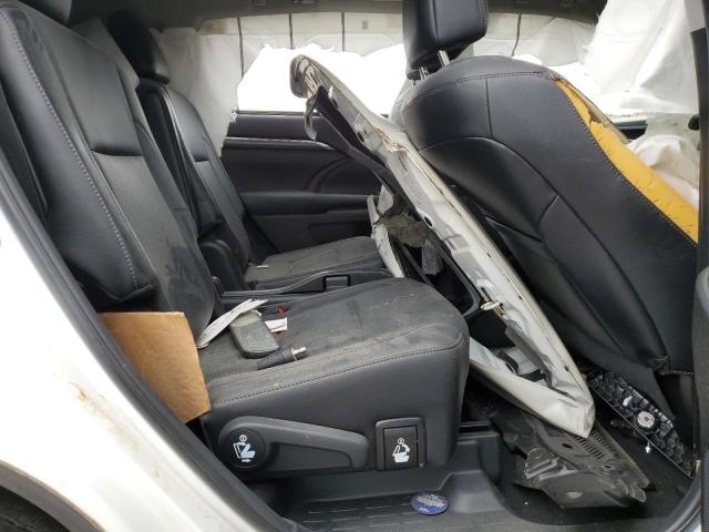 Photo 11 from auction – 2019 TOYOTA HIGHLANDER with VIN 5TDDZRFHXKS923370
