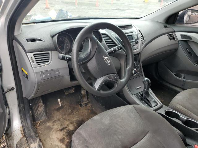 Photo 8 from auction – 2016 HYUNDAI ELANTRA SE with VIN 5NPDH4AE9GH770741