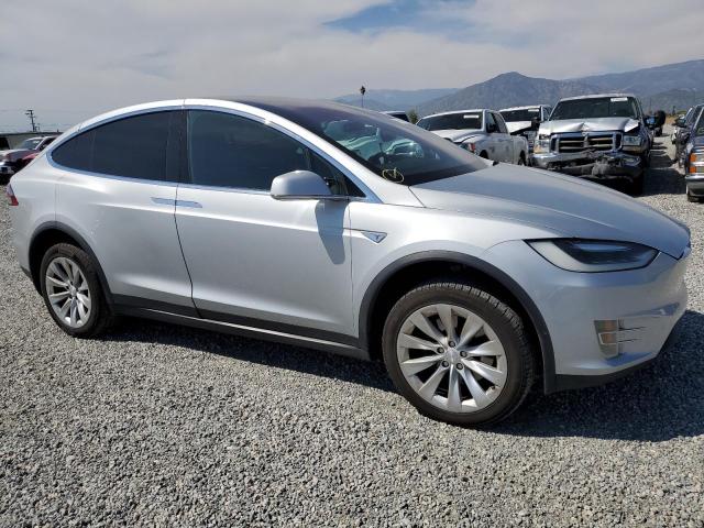 Photo 4 from auction – 2016 TESLA MODEL X with VIN 5YJXCAE26GF012851
