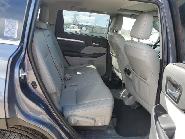 Photo 11 from auction – 2019 TOYOTA HIGHLANDER with VIN 5TDJZRFH4KS925277