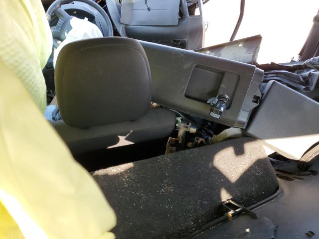 Photo 8 from auction – 2010 FORD ESCAPE XLT with VIN 1FMCU9DG7AKB08680