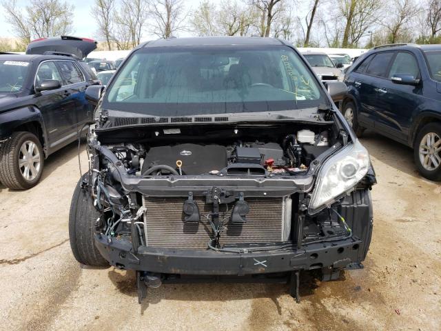 Photo 5 from auction – 2017 TOYOTA SIENNA XLE with VIN 5TDYZ3DC5HS815513