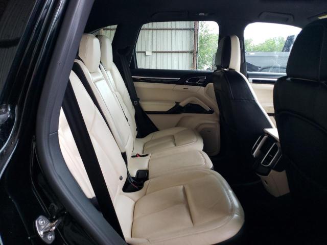 Photo 11 from auction – 2017 PORSCHE CAYENNE with VIN WP1AA2A22HKA82356