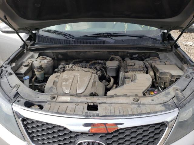 Photo 11 from auction – 2013 KIA SORENTO LX with VIN 5XYKTDA2XDG341364