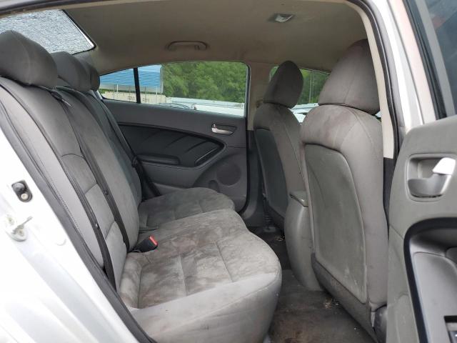 Photo 10 from auction – 2017 KIA FORTE LX with VIN 3KPFK4A7XHE006723