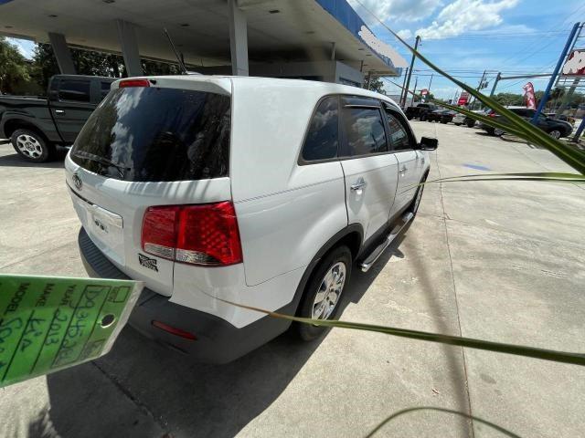Photo 4 from auction – 2013 KIA SORENTO LX with VIN 5XYKT3A11DG345286
