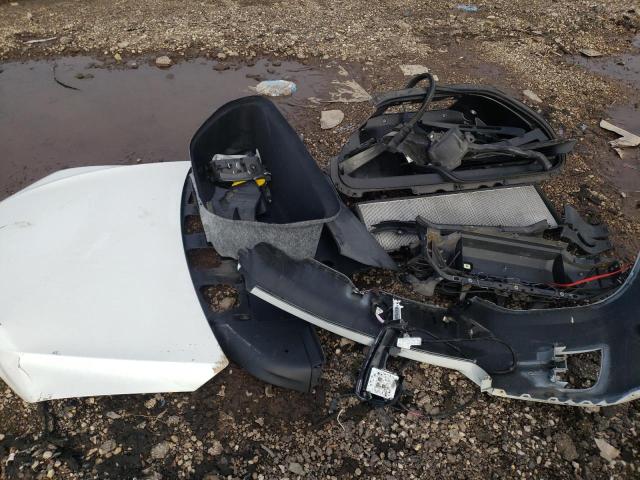 Photo 13 from auction – 2017 TESLA MODEL X with VIN 5YJXCAE20HF077289