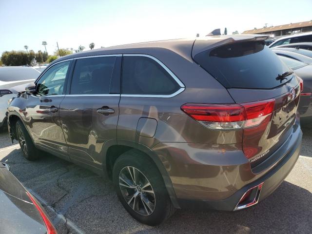 Photo 2 from auction – 2018 TOYOTA HIGHLANDER with VIN 5TDDZRFH5JS493245