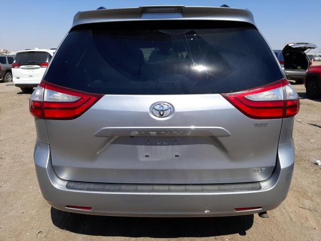 Photo 6 from auction – 2018 TOYOTA SIENNA XLE with VIN 5TDYZ3DC6JS918008