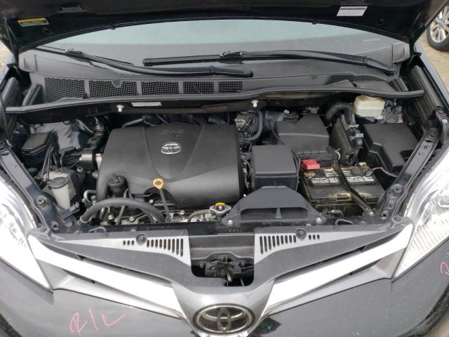 Photo 11 from auction – 2018 TOYOTA SIENNA XLE with VIN 5TDYZ3DC5JS952585