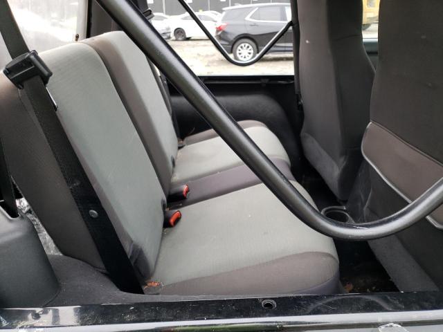 Photo 10 from auction – 2005 JEEP WRANGLER X with VIN 1J4FA39S65P369614