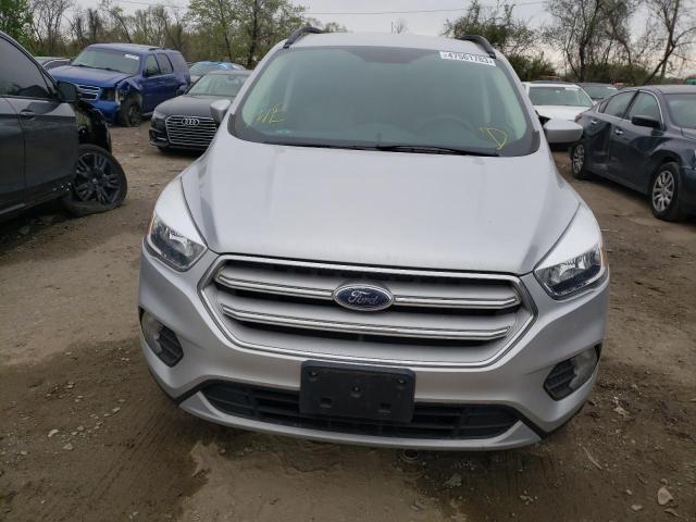 Photo 5 from auction – 2018 FORD ESCAPE SE with VIN 1FMCU0GD1JUD15275