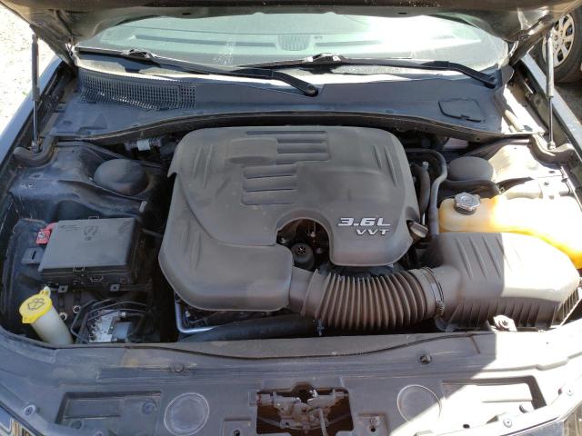 Photo 11 from auction – 2019 CHRYSLER 300 S with VIN 2C3CCABG4KH536005