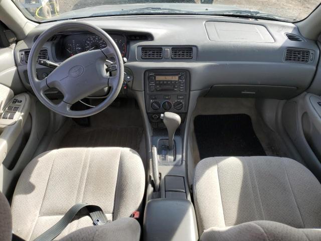 Photo 8 from auction – 2000 TOYOTA CAMRY LE with VIN 4T1BF28K2YU956315