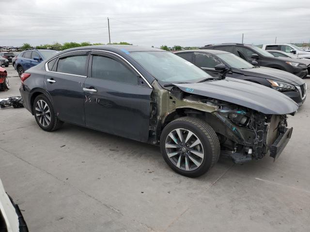 Photo 4 from auction – 2017 NISSAN ALTIMA 2.5 with VIN 1N4AL3AP2HC172331