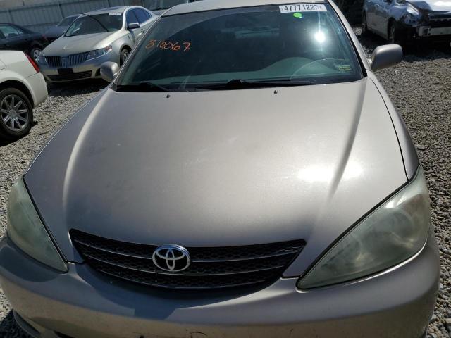 Photo 11 from auction – 2004 TOYOTA CAMRY LE with VIN 4T1BE32K94U810067