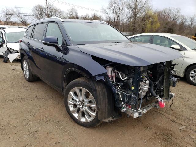 Photo 4 from auction – 2022 TOYOTA HIGHLANDER with VIN 5TDDZRBH4NS165679