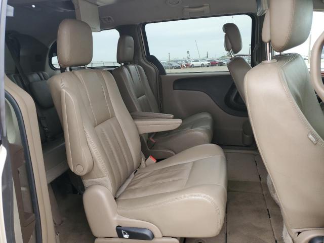 Photo 11 from auction – 2016 CHRYSLER TOWN & COU with VIN 2C4RC1BG7GR291840