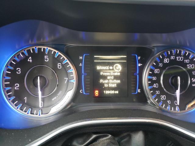 Photo 9 from auction – 2015 CHRYSLER 200 LIMITE with VIN 1C3CCCAB3FN674617