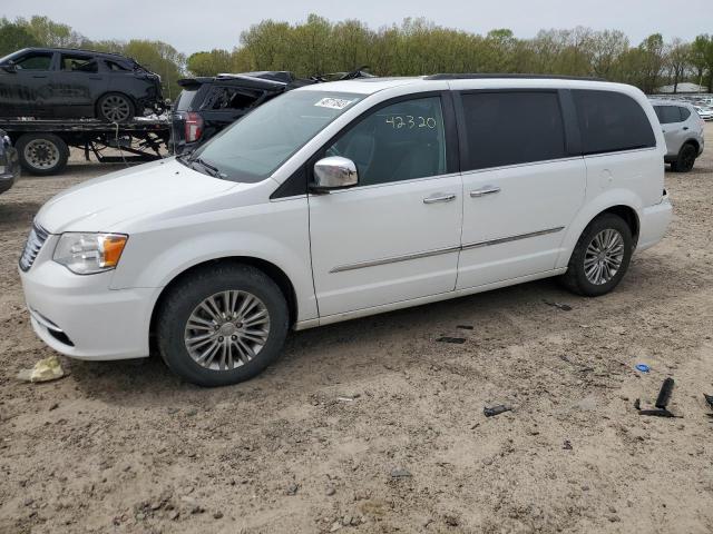 CHRYSLER TOWN & COU 2016 with VIN 2C4RC1CG2GR284647 - Photo from auction