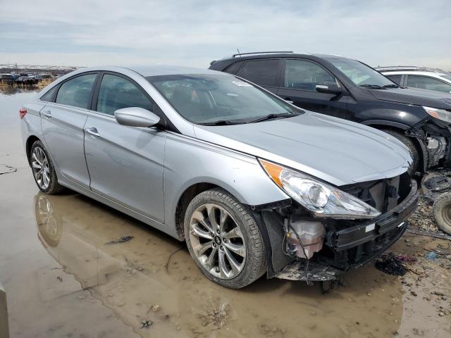 Photo 4 from auction – 2013 HYUNDAI SONATA SE with VIN 5NPEC4AC0DH546447