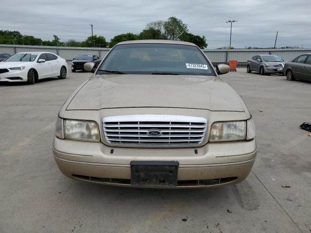 Photo 5 from auction – 2000 FORD CROWN VICT with VIN 2FAFP73W0YX170392