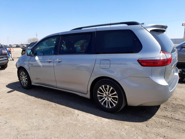Photo 2 from auction – 2018 TOYOTA SIENNA XLE with VIN 5TDYZ3DC6JS918008
