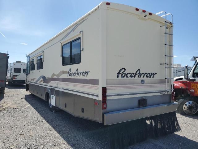 Photo 3 from auction – 1997 FLEETWOOD PACE ARROW with VIN 1GBLP37J5T3314307