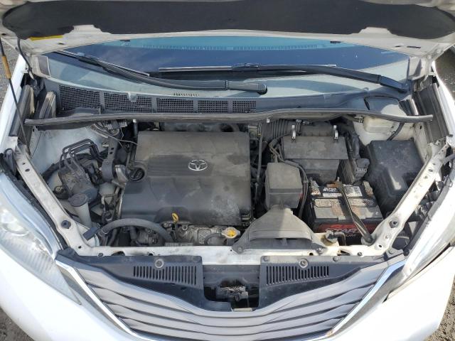 Photo 12 from auction – 2014 TOYOTA SIENNA XLE with VIN 5TDDK3DC1ES076400
