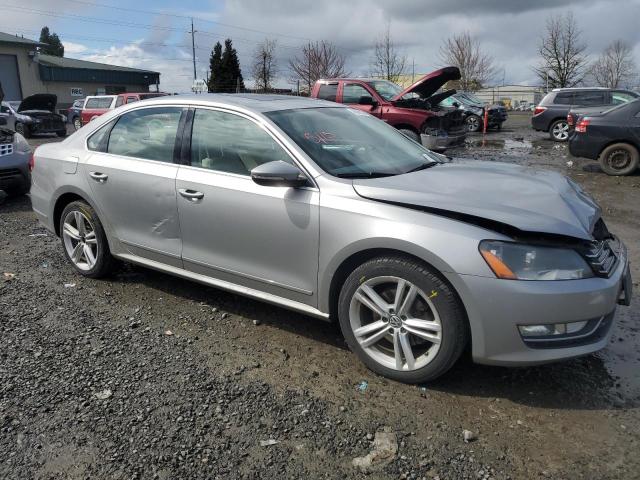 Photo 4 from auction – 2012 VOLKSWAGEN PASSAT SEL with VIN 1VWCN7A34CC045846