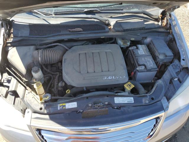Photo 12 from auction – 2013 CHRYSLER TOWN & COU with VIN 2C4RC1CG3DR643032