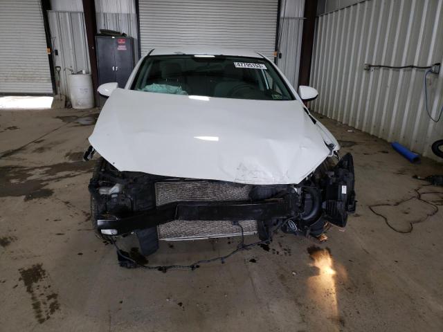 Photo 5 from auction – 2017 HYUNDAI ELANTRA with VIN 5NPD84LF1HH024596