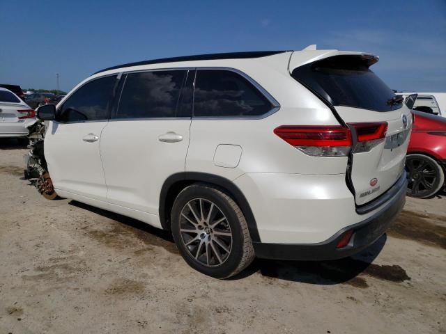 Photo 2 from auction – 2018 TOYOTA HIGHLANDER with VIN 5TDKZRFHXJS534041
