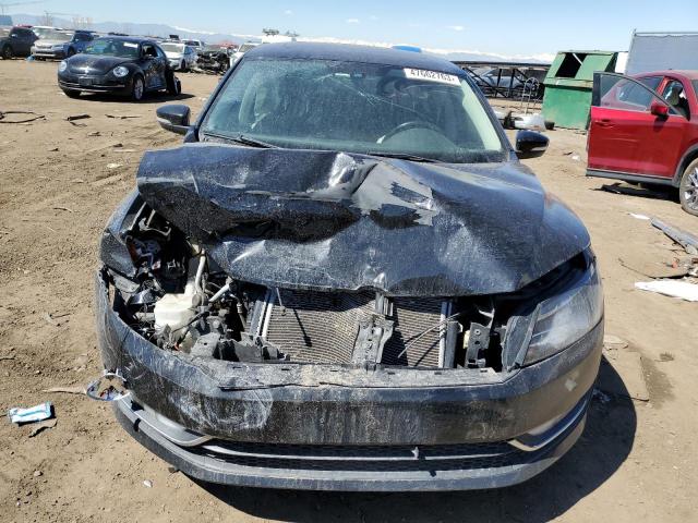 Photo 5 from auction – 2015 VOLKSWAGEN PASSAT SEL with VIN 1VWCV7A35FC035203