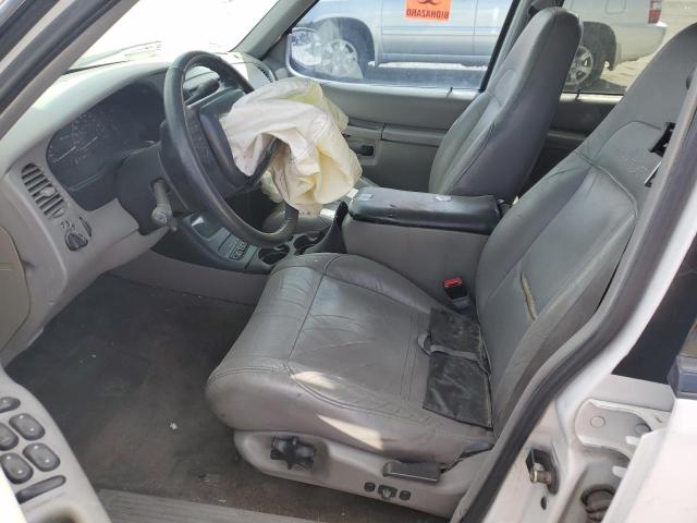 Photo 7 from auction – 2000 MERCURY MOUNTAINEE with VIN 4M2DU66P4YUJ17415