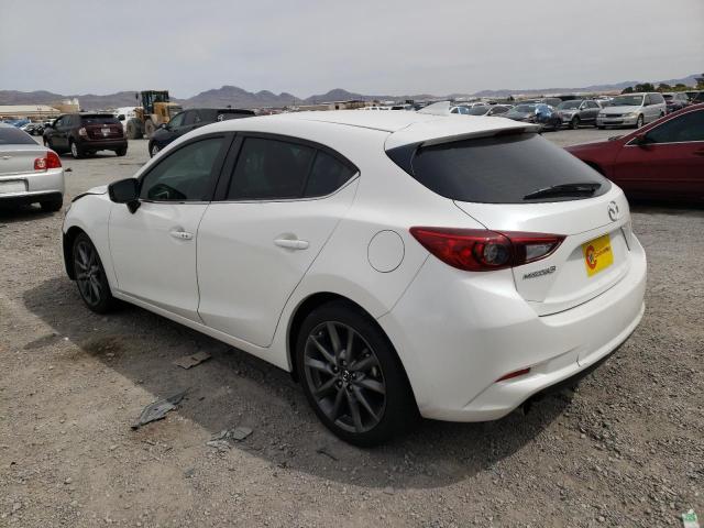 Photo 2 from auction – 2018 MAZDA 3 TOURING with VIN 3MZBN1L34JM263321